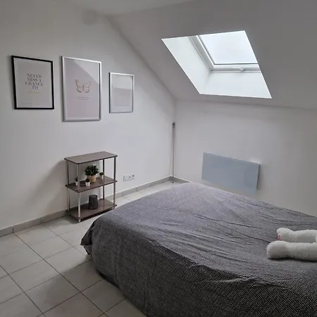 Maison Calme Avec Jardin, Vue Champs Et Bois *